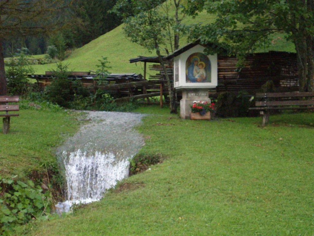 ホテル Alpenhof "Alt Laehn" エクステリア 写真